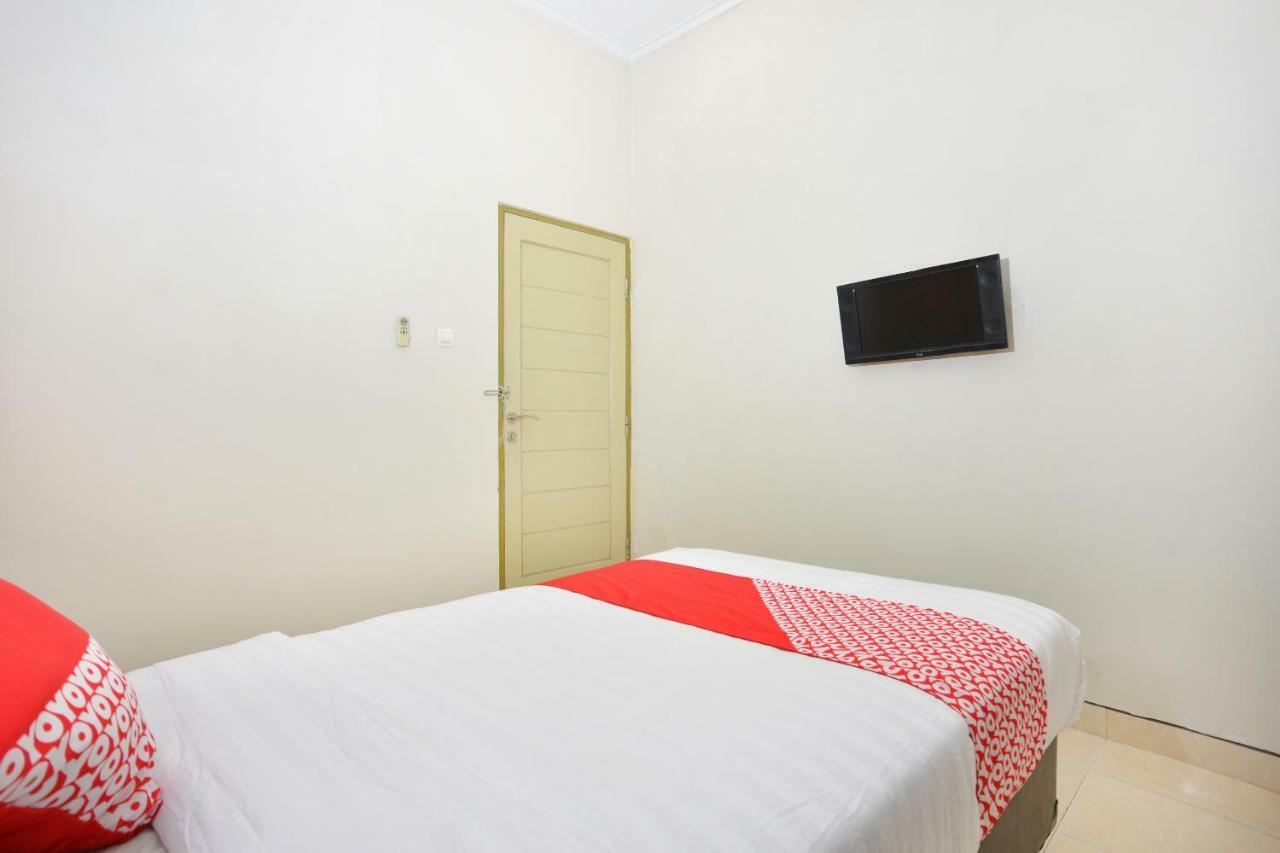 Oyo 743 Garden Guesthouse Maguwo Екстериор снимка