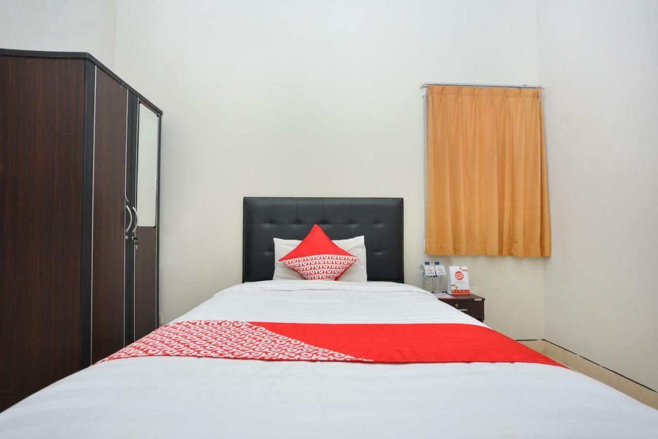 Oyo 743 Garden Guesthouse Maguwo Екстериор снимка