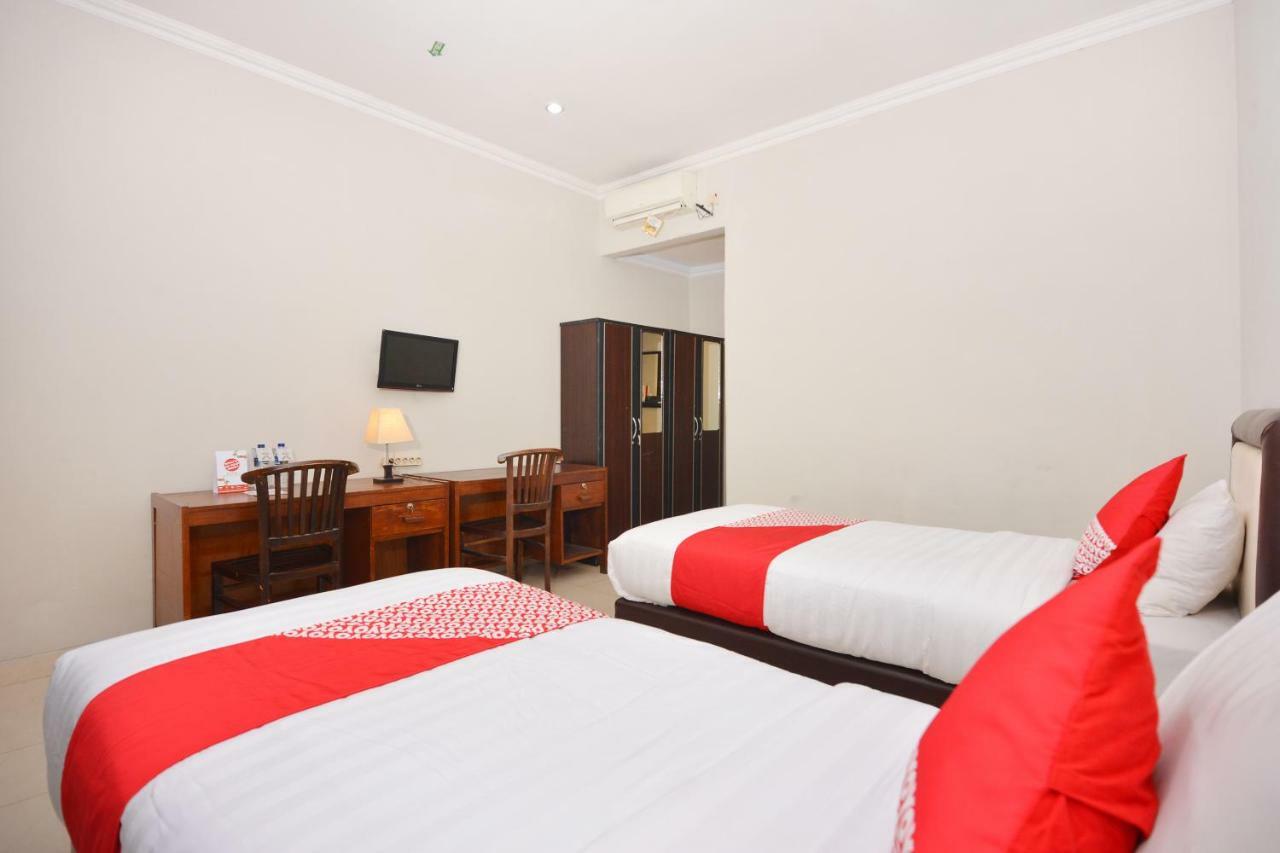 Oyo 743 Garden Guesthouse Maguwo Екстериор снимка