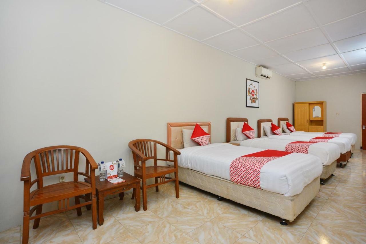 Oyo 743 Garden Guesthouse Maguwo Екстериор снимка