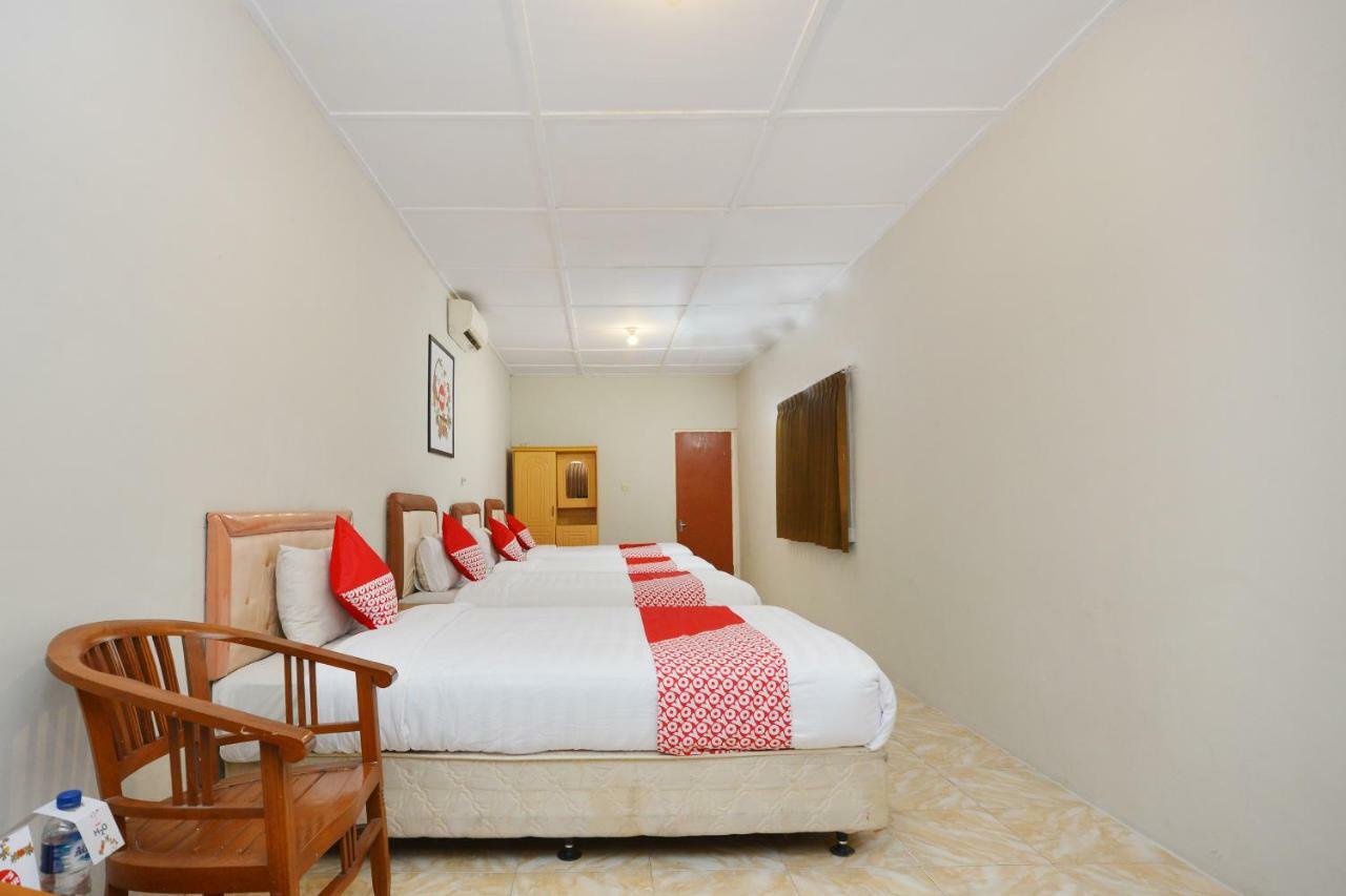 Oyo 743 Garden Guesthouse Maguwo Екстериор снимка
