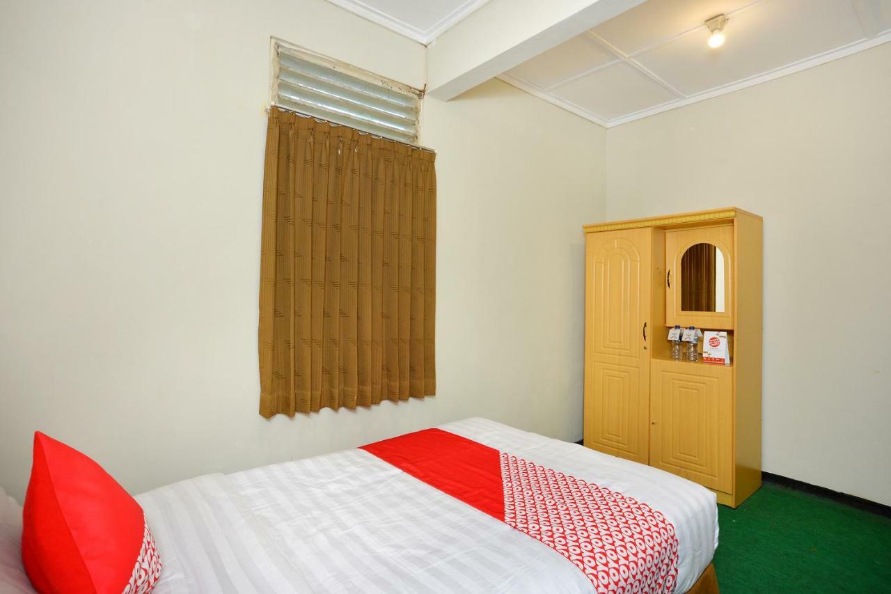 Oyo 743 Garden Guesthouse Maguwo Екстериор снимка